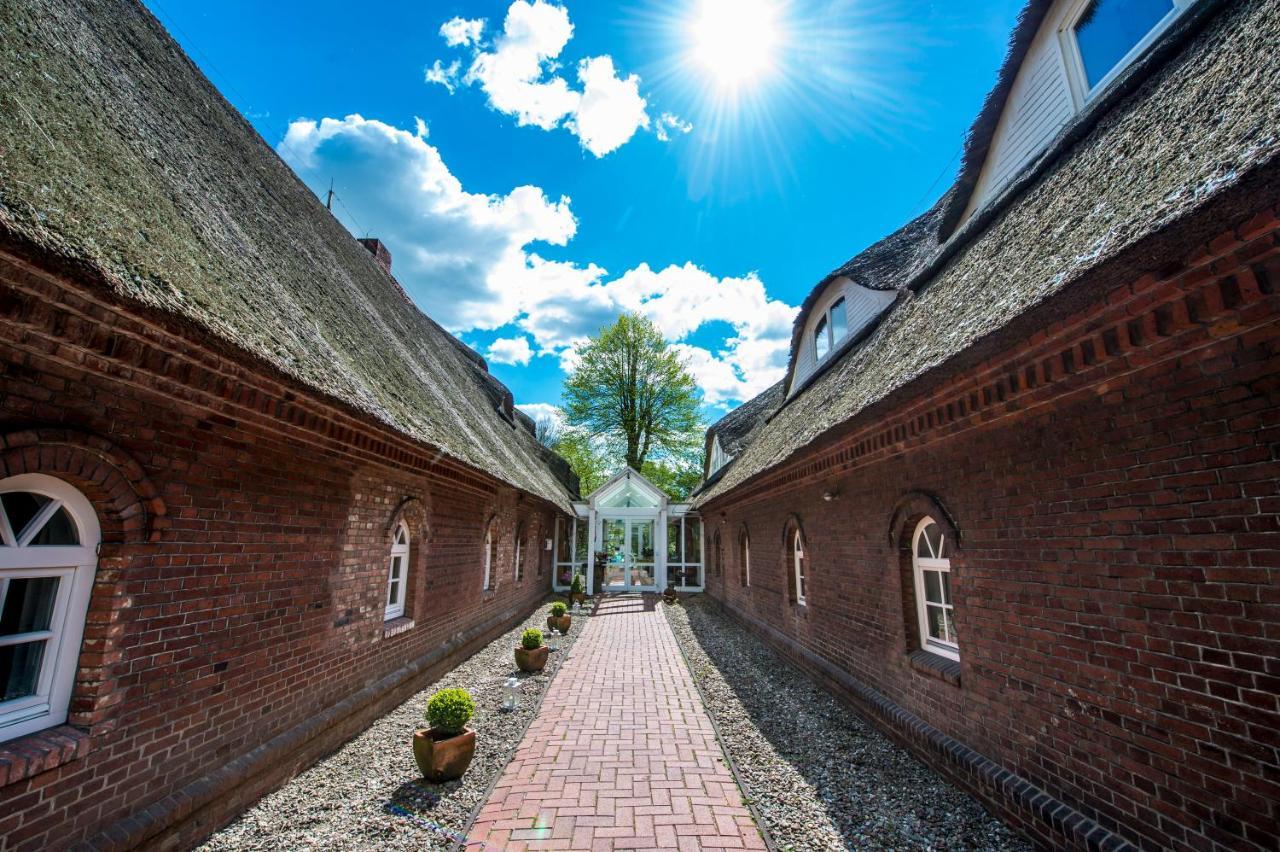 Hotel Gut Schoeneworth Freiburg  Buitenkant foto