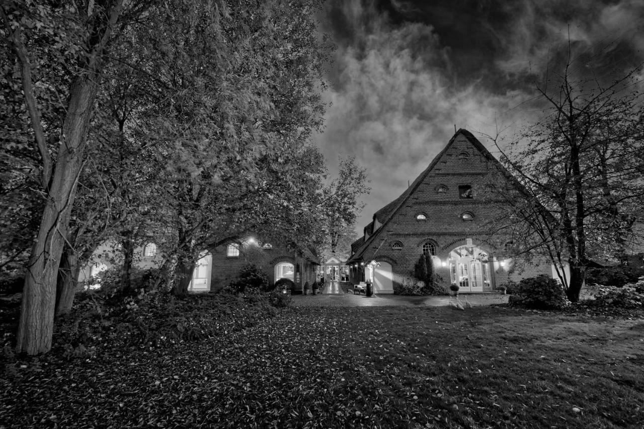 Hotel Gut Schoeneworth Freiburg  Buitenkant foto